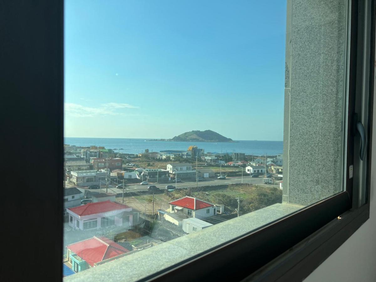 Aroomi Hotel Hyupjae Jeju Dış mekan fotoğraf